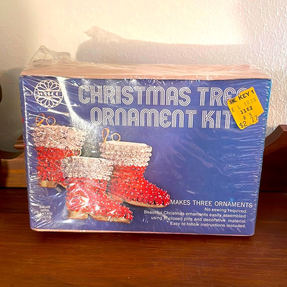 Kmart vintage Santa boots Christmas craft kit ornament boots